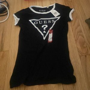 NWT GUESS | Black and White Logo T shirt